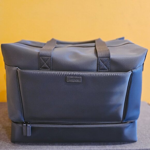 Roomy MONOS Metro Weekender Travel Tote in Dover Grey - Picture 1 of 5
